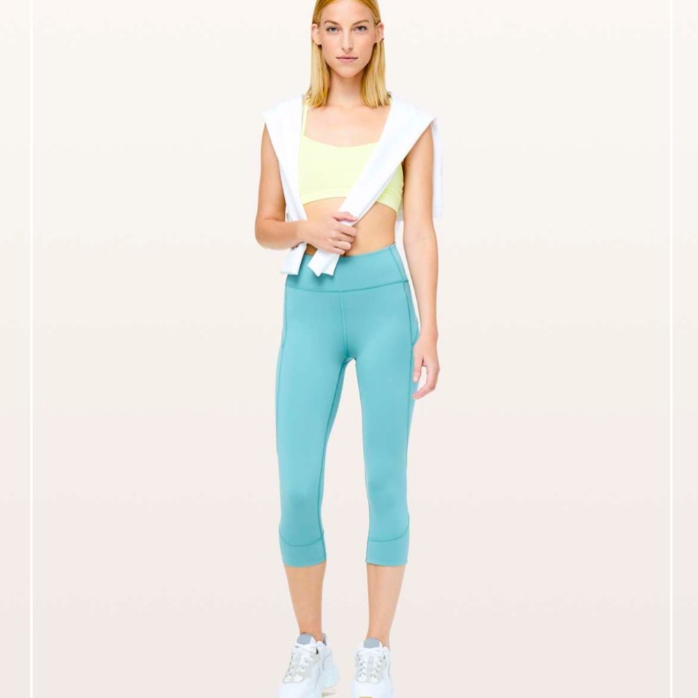 NWOT Lululemon leggings cropped